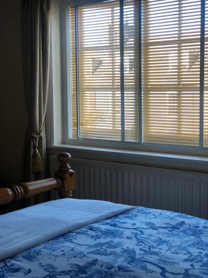 Auplands En-Suite Rooms Lymington Eksteriør billede