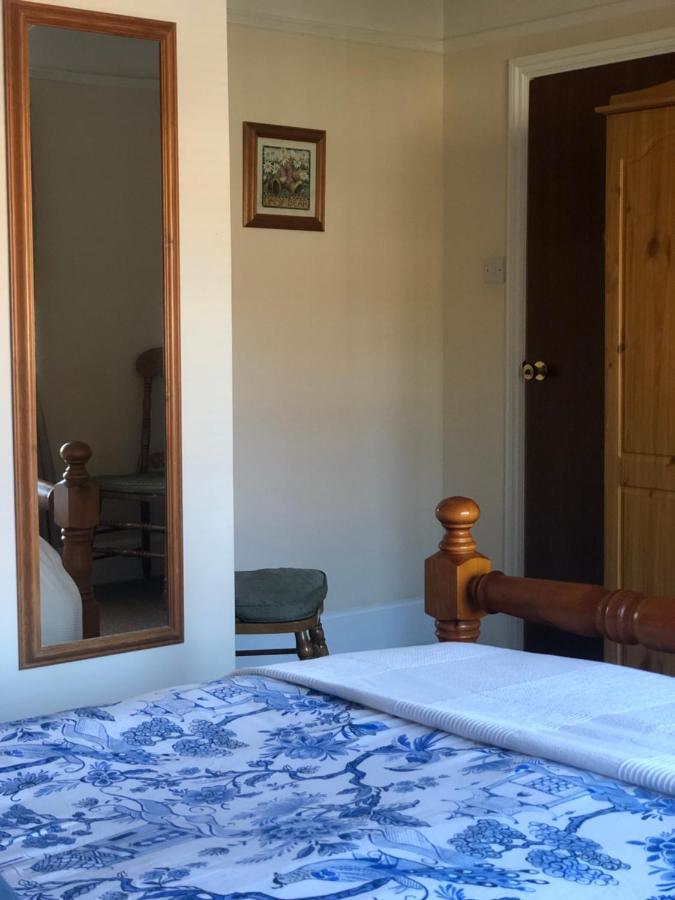 Auplands En-Suite Rooms Lymington Eksteriør billede